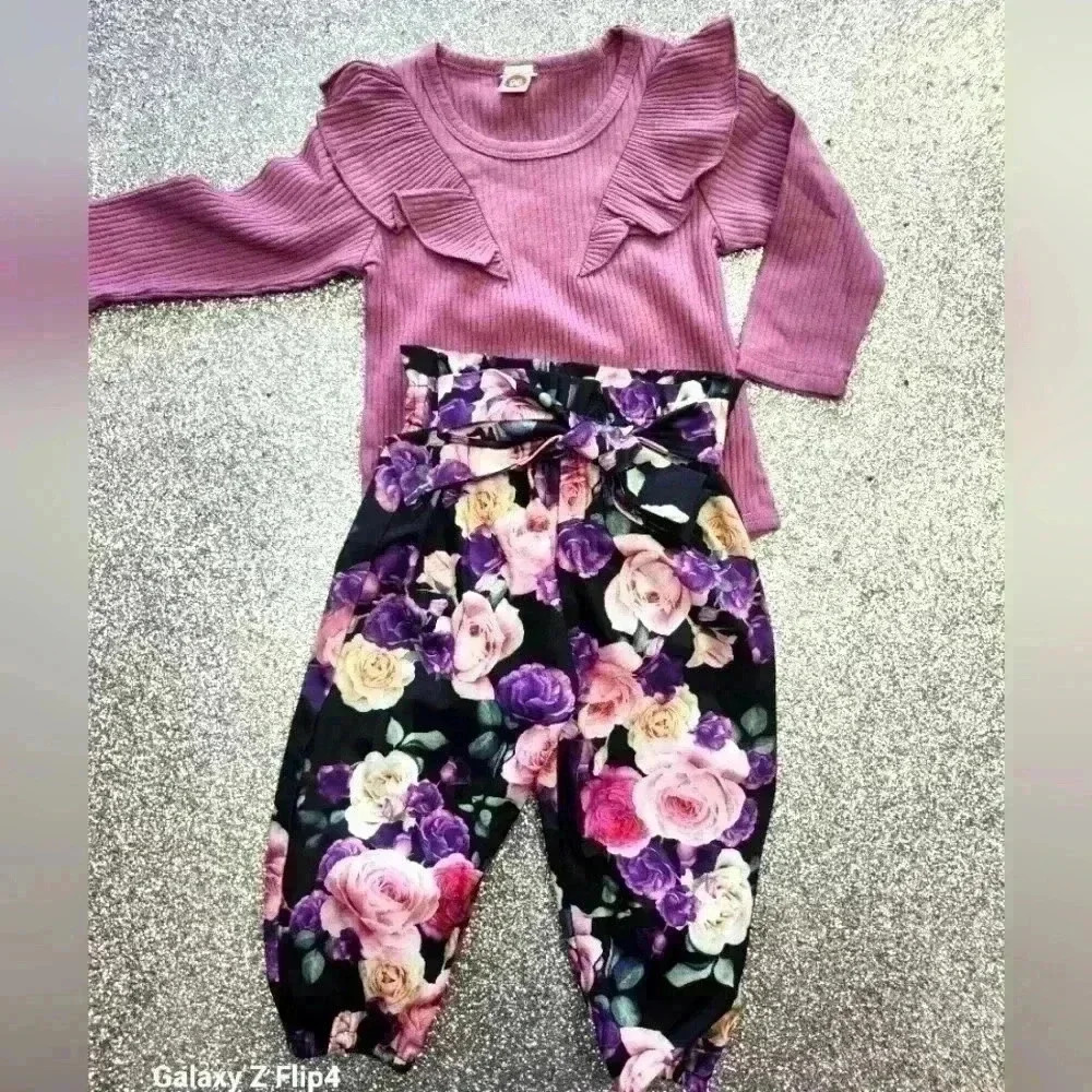 Bnwot 6 to 12 month 2  piece floral pant set